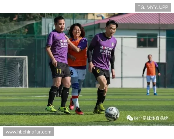 塔拉纳基与流浪队的激烈对决展现足球魅力与团队精神的巅峰对抗